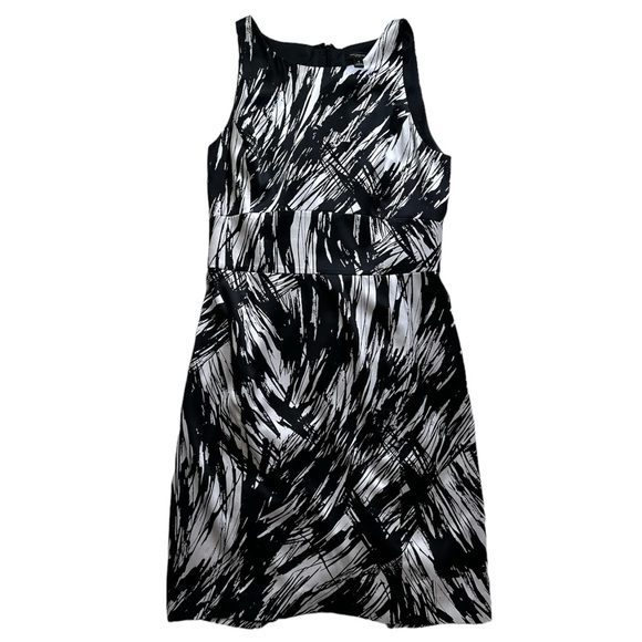 Ann Taylor Dresses & Skirts - Ann Taylor Dress Size 4